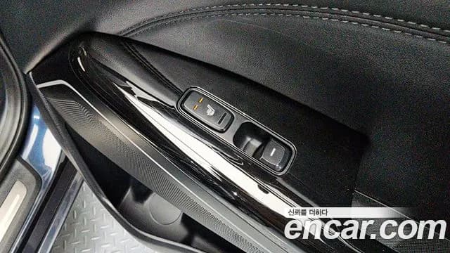 2017 Kia All New K7 3.3 GDI Limited Plus Sold VIN KNALC411BHA086998 – undercarriage 2017 Kia All New K7 3.3 GDI Limited Plus Sold VIN KNALC411BHA086998 – undercarriage