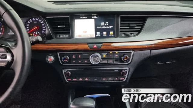 2017 Kia All New K7 3.3 GDI Limited Plus Sold VIN KNALC411BHA086998 – photo 17 2017 Kia All New K7 3.3 GDI Limited Plus Sold VIN KNALC411BHA086998 – photo 17