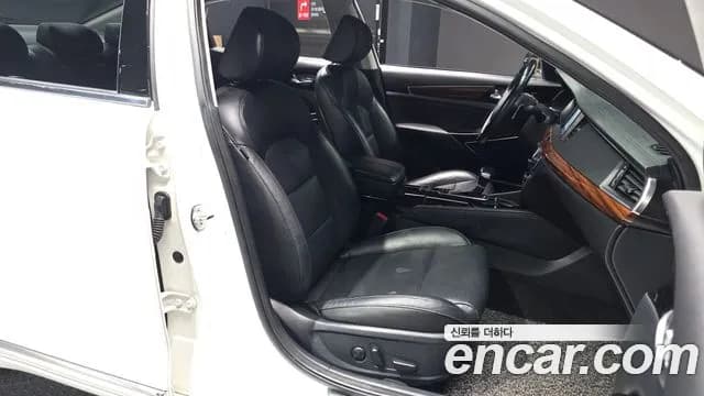 2017 Kia All New K7 3.3 GDI Noblesse Sold VIN KNALC411BHA091820 – interior seats 2017 Kia All New K7 3.3 GDI Noblesse Sold VIN KNALC411BHA091820 – interior seats