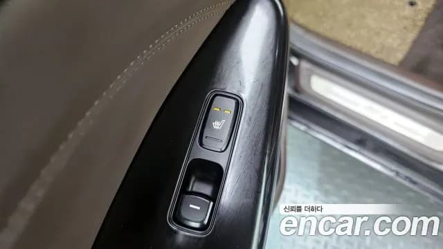 2017 Kia All New K7 3.3 GDI Noblesse Sold VIN KNALC411BHA092154 – photo 28 2017 Kia All New K7 3.3 GDI Noblesse Sold VIN KNALC411BHA092154 – photo 28