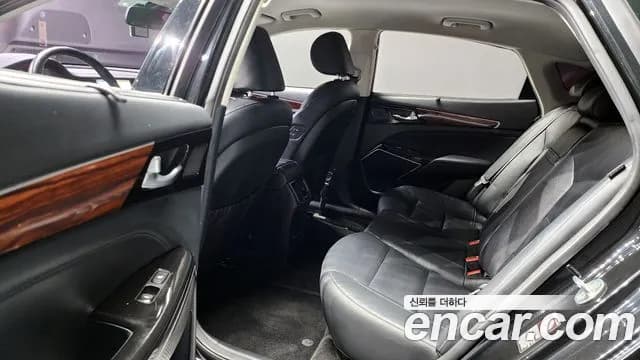 2017 Kia All New K7 3.3 GDI Noblesse Sold VIN KNALC411BHA099731 – odometer reading 2017 Kia All New K7 3.3 GDI Noblesse Sold VIN KNALC411BHA099731 – odometer reading