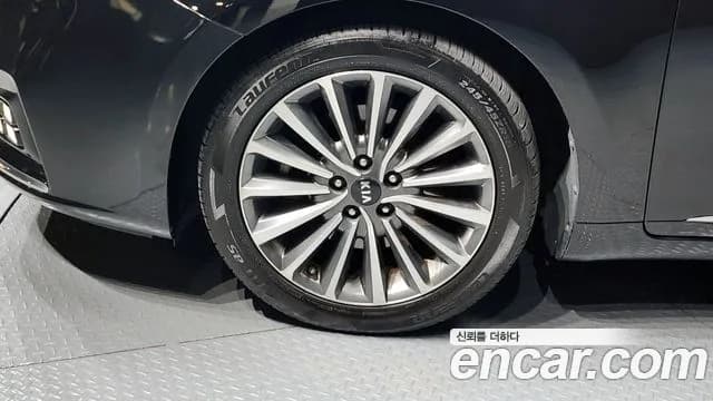 2017 Kia All New K7 3.3 GDI Noblesse Sold VIN KNALC411BHA099731 – photo 15 2017 Kia All New K7 3.3 GDI Noblesse Sold VIN KNALC411BHA099731 – photo 15