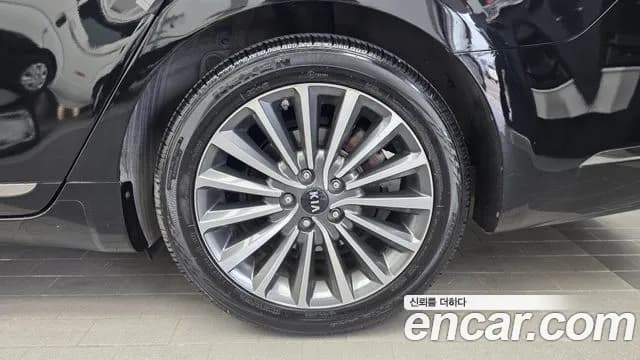 2018 Kia All New K7 3.3 GDI Limited Plus Sold VIN KNALC411BJA126795 – engine bay 2018 Kia All New K7 3.3 GDI Limited Plus Sold VIN KNALC411BJA126795 – engine bay