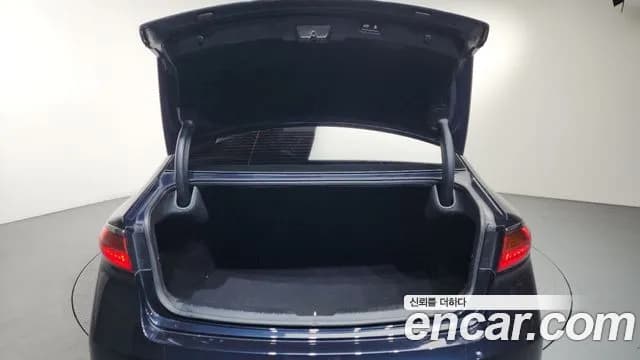 2018 Kia All New K7 3.3 GDI Noblesse Sold VIN KNALC411BJA138780 – side profile 2018 Kia All New K7 3.3 GDI Noblesse Sold VIN KNALC411BJA138780 – side profile