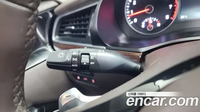 2018 Kia All New K7 3.3 GDI Noblesse Sold VIN KNALC411BJA138780 – interior seats 2018 Kia All New K7 3.3 GDI Noblesse Sold VIN KNALC411BJA138780 – interior seats