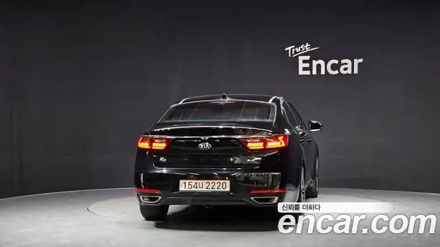 2019 Kia All New K7 3.3 GDI Noblesse Sold VIN KNALC411BKA172295 – rear exterior 2019 Kia All New K7 3.3 GDI Noblesse Sold VIN KNALC411BKA172295 – rear exterior