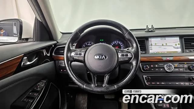 2017 Kia All New K7 3.0 LPI Luxury (Rental Car) Sold VIN KNALC418BHA081176 – odometer reading 2017 Kia All New K7 3.0 LPI Luxury (Rental Car) Sold VIN KNALC418BHA081176 – odometer reading