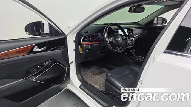 2017 Kia All New K7 3.0 LPI Luxury (Rental Car) Sold VIN KNALC418BHA094509 – trunk area 2017 Kia All New K7 3.0 LPI Luxury (Rental Car) Sold VIN KNALC418BHA094509 – trunk area