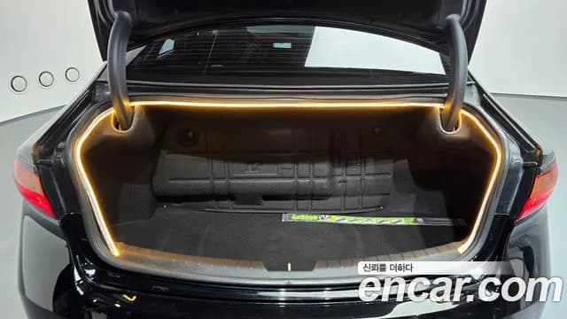 2017 Kia All New K7 3.0 LPI Luxury (Rental Car) Sold VIN KNALC418BHA099279 – photo 19 2017 Kia All New K7 3.0 LPI Luxury (Rental Car) Sold VIN KNALC418BHA099279 – photo 19