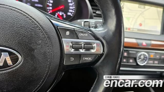 2017 Kia All New K7 3.0 LPI Luxury (Rental Car) Sold VIN KNALC418BHA100021 – photo 12 2017 Kia All New K7 3.0 LPI Luxury (Rental Car) Sold VIN KNALC418BHA100021 – photo 12