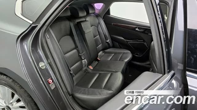 2017 Kia All New K7 3.0 LPI Luxury (Rental Car) Sold VIN KNALC418BHA100021 – photo 15 2017 Kia All New K7 3.0 LPI Luxury (Rental Car) Sold VIN KNALC418BHA100021 – photo 15