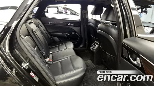 2018 Kia All New K7 3.0 LPI Luxury (Rental Car) Sold VIN KNALC418BJA147458 – rear exterior 2018 Kia All New K7 3.0 LPI Luxury (Rental Car) Sold VIN KNALC418BJA147458 – rear exterior