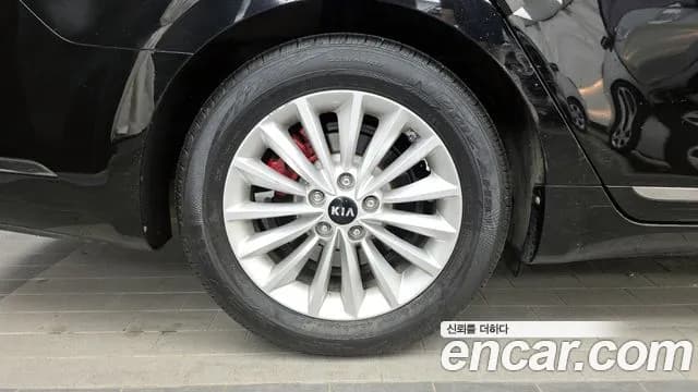 2018 Kia All New K7 3.0 LPI Luxury (Rental Car) Sold VIN KNALC418BJA147458 – photo 15 2018 Kia All New K7 3.0 LPI Luxury (Rental Car) Sold VIN KNALC418BJA147458 – photo 15