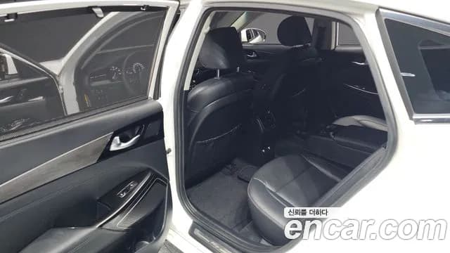2020 Kia K7 Premier 3.0 LPI Prestige Sold VIN KNALC418BLA197667 – side profile 2020 Kia K7 Premier 3.0 LPI Prestige Sold VIN KNALC418BLA197667 – side profile