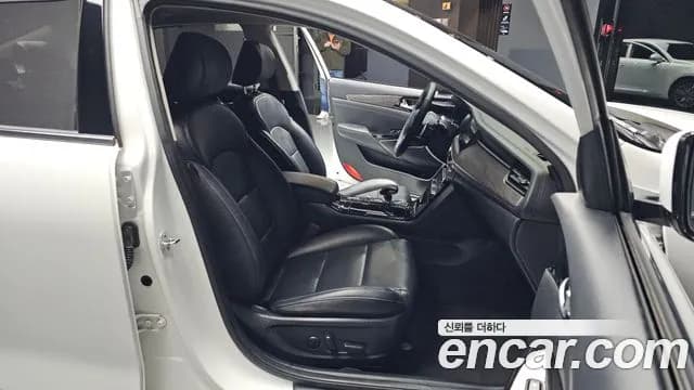 2020 Kia K7 Premier 3.0 LPI Prestige Sold VIN KNALC418BLA197667 – undercarriage 2020 Kia K7 Premier 3.0 LPI Prestige Sold VIN KNALC418BLA197667 – undercarriage