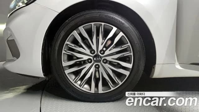 2020 Kia K7 Premier 3.0 LPI Prestige Sold VIN KNALC418BLA197667 – photo 14 2020 Kia K7 Premier 3.0 LPI Prestige Sold VIN KNALC418BLA197667 – photo 14