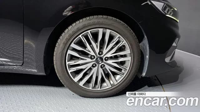 2020 Kia K7 Premier 2.5 GDI Noblesse Sold VIN KNALC41BBLA177266 – side profile 2020 Kia K7 Premier 2.5 GDI Noblesse Sold VIN KNALC41BBLA177266 – side profile