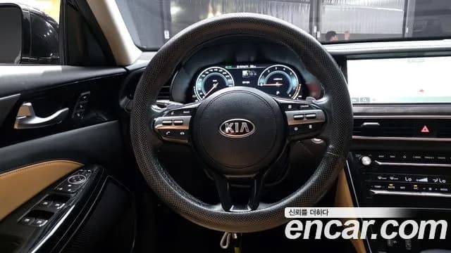 2020 Kia K7 Premier 2.5 GDI Noblesse Sold VIN KNALC41BBLA180980 – odometer reading 2020 Kia K7 Premier 2.5 GDI Noblesse Sold VIN KNALC41BBLA180980 – odometer reading