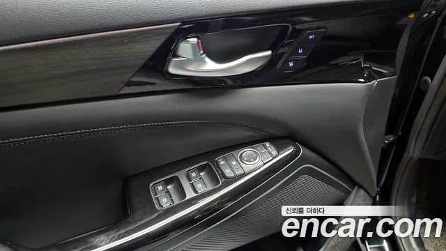 2020 Kia K7 Premier 2.5 GDI Noblesse Sold VIN KNALC41BBLA191265 – front exterior 2020 Kia K7 Premier 2.5 GDI Noblesse Sold VIN KNALC41BBLA191265 – front exterior