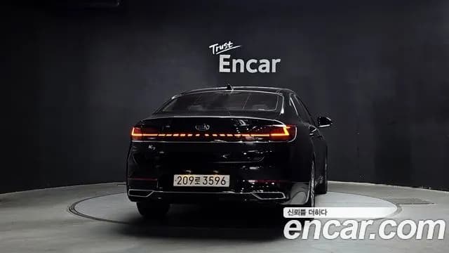 2020 Kia K7 Premier 2.5 GDI Noblesse Sold VIN KNALC41BBLA201561 – rear exterior 2020 Kia K7 Premier 2.5 GDI Noblesse Sold VIN KNALC41BBLA201561 – rear exterior