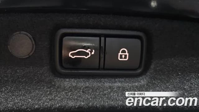 2020 Kia K7 Premier 2.5 GDI Noblesse Sold VIN KNALC41BBLA206897 – interior seats 2020 Kia K7 Premier 2.5 GDI Noblesse Sold VIN KNALC41BBLA206897 – interior seats