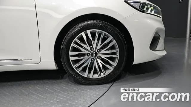 2020 Kia K7 Premier 2.5 GDI X Edition Sold VIN KNALC41BBLA209470 – rear exterior 2020 Kia K7 Premier 2.5 GDI X Edition Sold VIN KNALC41BBLA209470 – rear exterior