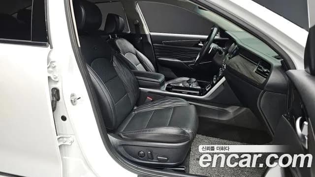2020 Kia K7 Premier 2.5 GDI X Edition Sold VIN KNALC41BBLA209470 – exterior detail 2020 Kia K7 Premier 2.5 GDI X Edition Sold VIN KNALC41BBLA209470 – exterior detail