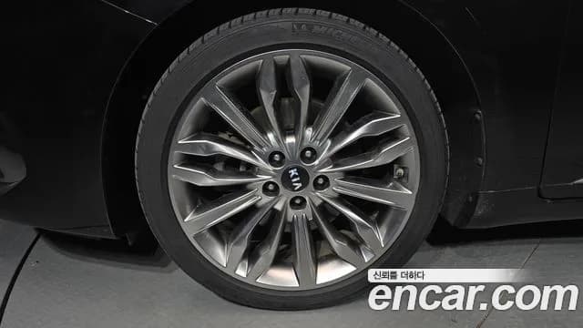 2020 Kia K7 Premier 2.5 GDI X Edition Sold VIN KNALC41BBLA221732 – photo 17 2020 Kia K7 Premier 2.5 GDI X Edition Sold VIN KNALC41BBLA221732 – photo 17