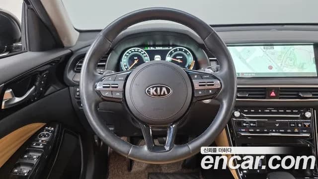 2020 Kia K7 Premier 2.5 GDI X Edition Sold VIN KNALC41BBLA228689 – trunk area 2020 Kia K7 Premier 2.5 GDI X Edition Sold VIN KNALC41BBLA228689 – trunk area