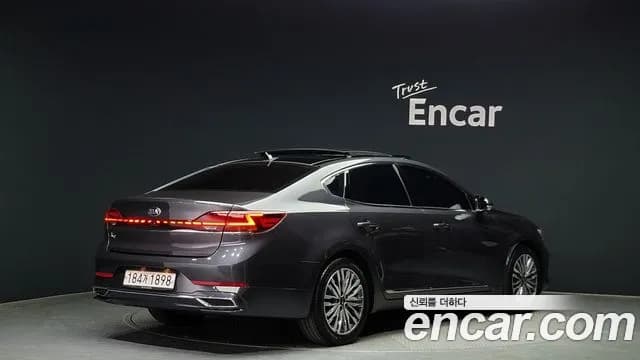 2020 Kia K7 Premier 2.5 GDI X Edition Sold VIN KNALC41BBLA229328 – exterior detail 2020 Kia K7 Premier 2.5 GDI X Edition Sold VIN KNALC41BBLA229328 – exterior detail