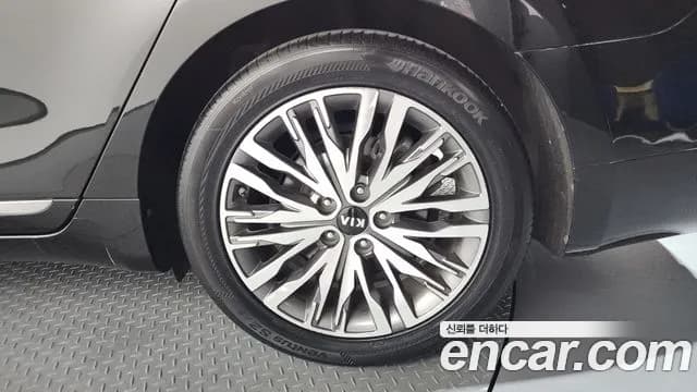 2020 Kia K7 Premier 2.5 GDI Noblesse Sold VIN KNALC41BBLA229588 – photo 28 2020 Kia K7 Premier 2.5 GDI Noblesse Sold VIN KNALC41BBLA229588 – photo 28