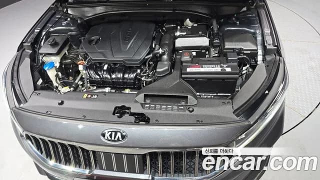2020 Kia K7 Premier 2.5 GDI X Edition Sold VIN KNALC41BBLA230162 – exterior detail 2020 Kia K7 Premier 2.5 GDI X Edition Sold VIN KNALC41BBLA230162 – exterior detail