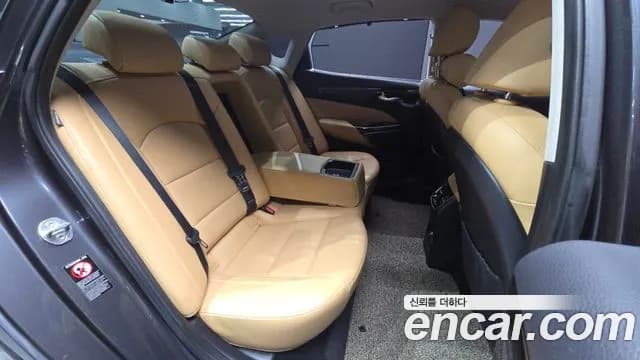 2020 Kia K7 Premier 2.5 GDI X Edition Sold VIN KNALC41BBLA230162 – undercarriage 2020 Kia K7 Premier 2.5 GDI X Edition Sold VIN KNALC41BBLA230162 – undercarriage