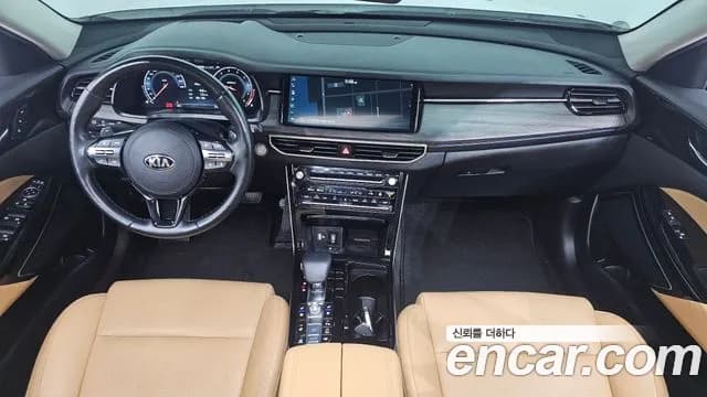 2020 Kia K7 Premier 2.5 GDI Noblesse Sold VIN KNALC41BBLA231608 – rear exterior 2020 Kia K7 Premier 2.5 GDI Noblesse Sold VIN KNALC41BBLA231608 – rear exterior