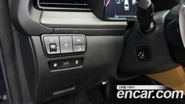 2020 Kia K7 Premier 2.5 GDI X Edition Sold VIN KNALC41BBLA235700 – trunk area 2020 Kia K7 Premier 2.5 GDI X Edition Sold VIN KNALC41BBLA235700 – trunk area