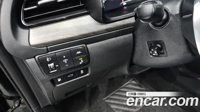 2021 Kia K7 Premier 2.5 GDI Noblesse Sold VIN KNALC41BBMA239493 – trunk area 2021 Kia K7 Premier 2.5 GDI Noblesse Sold VIN KNALC41BBMA239493 – trunk area