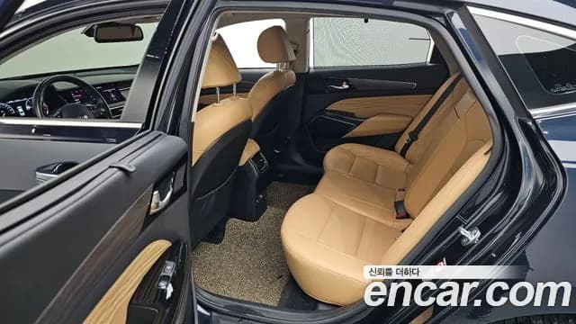 2021 Kia K7 Premier 2.5 GDI X Edition Sold VIN KNALC41BBMA240863 – interior seats 2021 Kia K7 Premier 2.5 GDI X Edition Sold VIN KNALC41BBMA240863 – interior seats