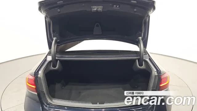 2021 Kia K7 Premier 2.5 GDI X Edition Sold VIN KNALC41BBMA240863 – trunk area 2021 Kia K7 Premier 2.5 GDI X Edition Sold VIN KNALC41BBMA240863 – trunk area