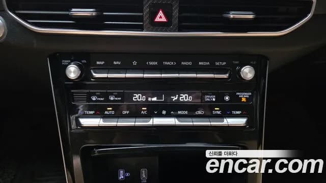 2020 Kia K7 Premier Hybrid Noblesse Sold VIN KNALC41GBLA019257 – rear exterior 2020 Kia K7 Premier Hybrid Noblesse Sold VIN KNALC41GBLA019257 – rear exterior