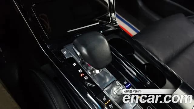 2020 Kia K7 Premier Hybrid Noblesse Sold VIN KNALC41GBLA027520 – interior seats 2020 Kia K7 Premier Hybrid Noblesse Sold VIN KNALC41GBLA027520 – interior seats