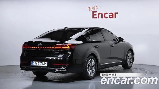 2021 Kia K7 Premier Hybrid Noblesse Sold VIN KNALC41GBMA035055 – undercarriage 2021 Kia K7 Premier Hybrid Noblesse Sold VIN KNALC41GBMA035055 – undercarriage