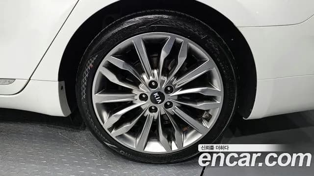 2020 Kia K7 Premier 3.0 GDI Signature Sold VIN KNALD416BLA175667 – photo 24 2020 Kia K7 Premier 3.0 GDI Signature Sold VIN KNALD416BLA175667 – photo 24