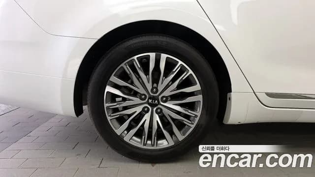 2020 Kia K7 Premier 3.0 GDI Signature Sold VIN KNALD416BLA182012 – dashboard 2020 Kia K7 Premier 3.0 GDI Signature Sold VIN KNALD416BLA182012 – dashboard