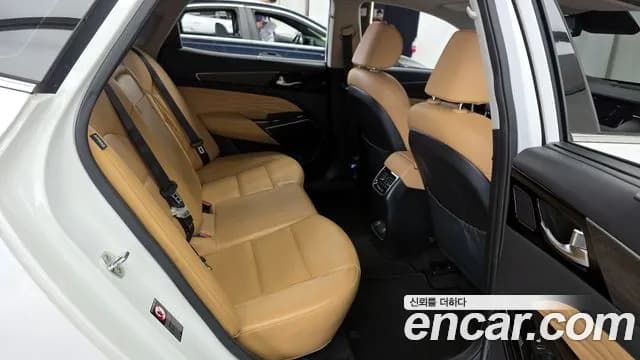 2020 Kia K7 Premier 3.0 GDI Signature Sold VIN KNALD416BLA182012 – photo 13 2020 Kia K7 Premier 3.0 GDI Signature Sold VIN KNALD416BLA182012 – photo 13