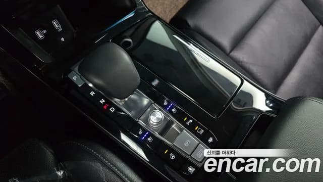 2020 Kia K7 Premier 3.0 GDI Noblesse Sold VIN KNALD416BLA182149 – interior seats 2020 Kia K7 Premier 3.0 GDI Noblesse Sold VIN KNALD416BLA182149 – interior seats