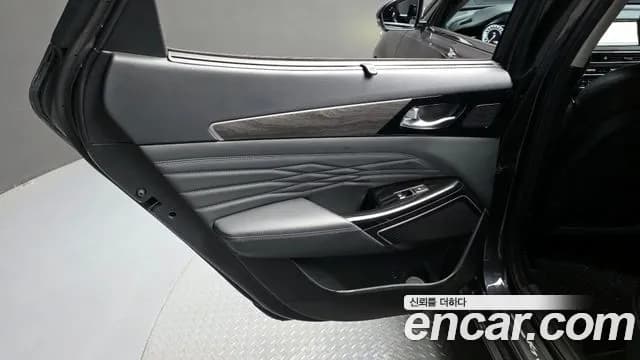 2020 Kia K7 Premier 3.0 GDI Signature Sold VIN KNALD416BLA196597 – side profile 2020 Kia K7 Premier 3.0 GDI Signature Sold VIN KNALD416BLA196597 – side profile