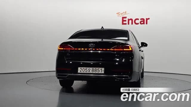 2020 Kia K7 Premier 3.0 GDI Noblesse Sold VIN KNALD416BLA196635 – rear exterior 2020 Kia K7 Premier 3.0 GDI Noblesse Sold VIN KNALD416BLA196635 – rear exterior