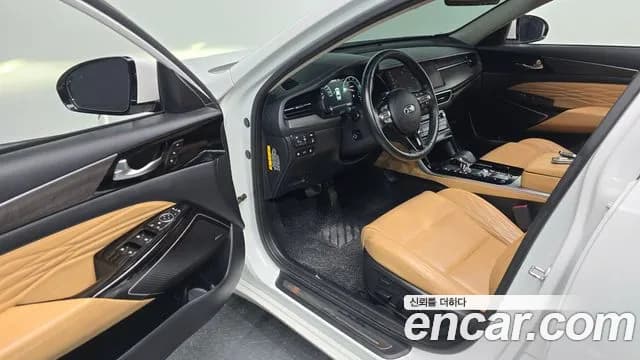 2020 Kia K7 Premier 3.0 GDI Signature Sold VIN KNALD416BLA197365 – rear exterior 2020 Kia K7 Premier 3.0 GDI Signature Sold VIN KNALD416BLA197365 – rear exterior