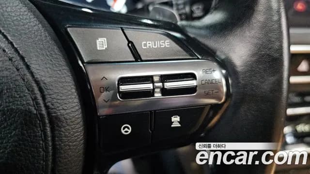 2020 Kia K7 Premier 3.0 GDI Signature Sold VIN KNALD416BLA198144 – interior seats 2020 Kia K7 Premier 3.0 GDI Signature Sold VIN KNALD416BLA198144 – interior seats