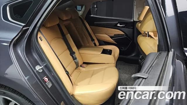 2020 Kia K7 Premier 3.0 GDI Signature Sold VIN KNALD416BLA198144 – exterior detail 2020 Kia K7 Premier 3.0 GDI Signature Sold VIN KNALD416BLA198144 – exterior detail